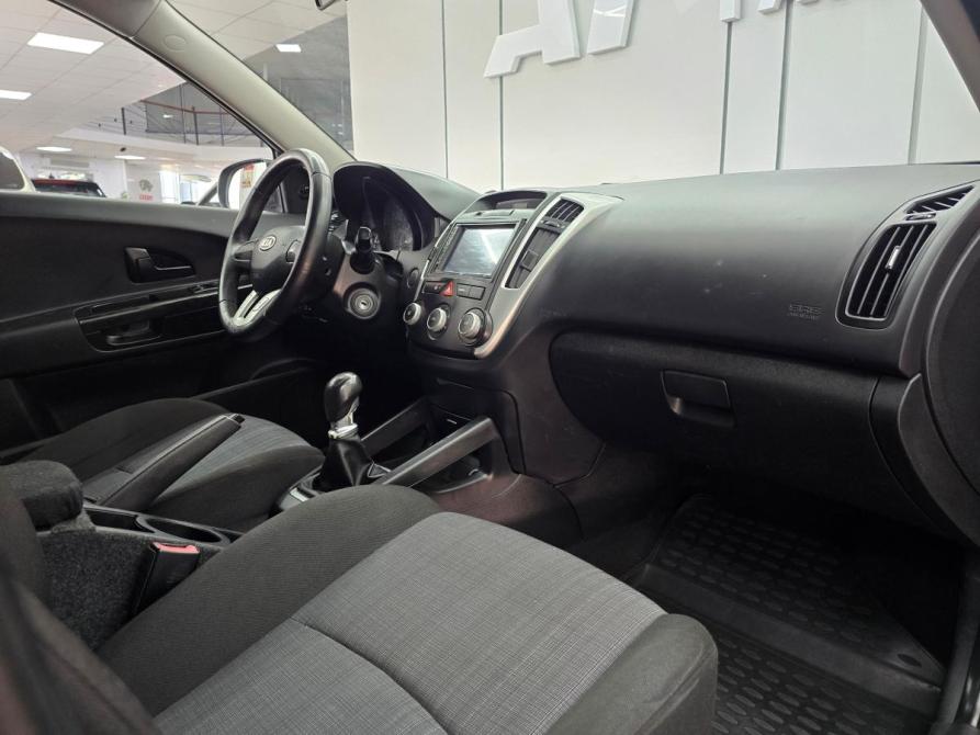 Kia Ceed I Рестайлинг Таганрог  - изображение 14