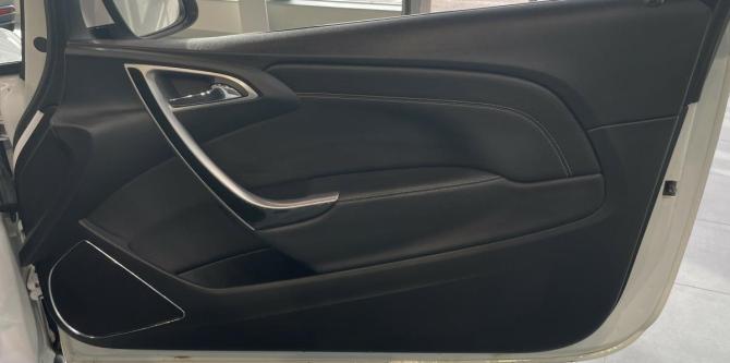 Opel Astra J Рестайлинг с пробегом 2012 года, цена 794 100 рублей, 151346 км, хэтчбек, Автокод Объявления