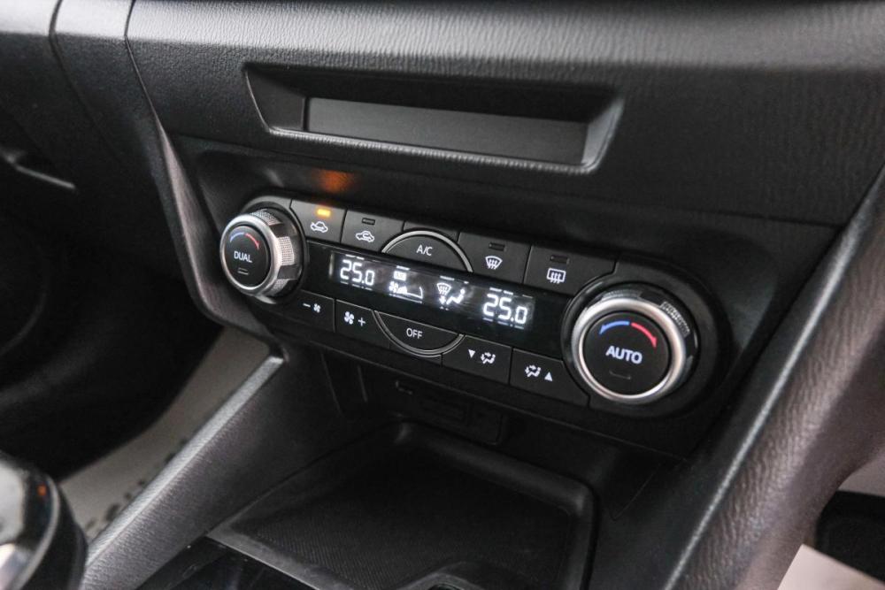 Mazda Axela III Рестайлинг Красноярск  - изображение 15