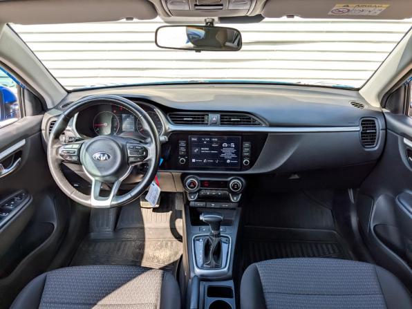 Kia Rio IV Рестайлинг с пробегом 2021 года, цена 1 839 000 рублей, 77299 км, хэтчбек, Автокод Объявления