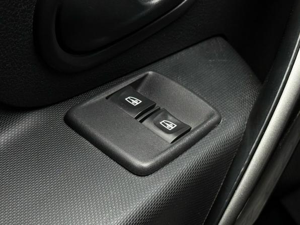 Renault Sandero II с пробегом 2016 года, цена 799 000 рублей, 176977 км, хэтчбек, Автокод Объявления