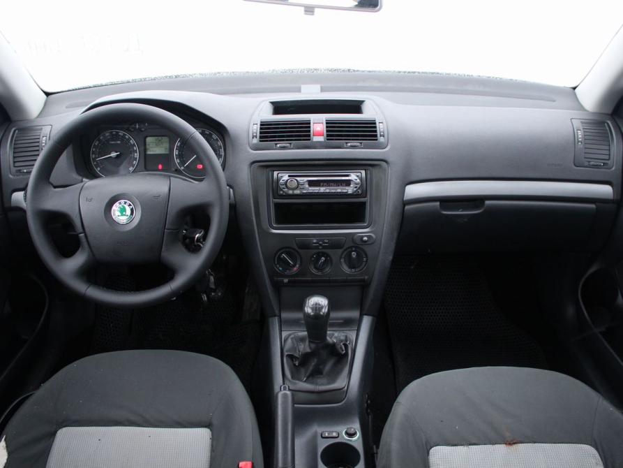 Skoda Octavia II (A5) Нижний Новгород  - изображение 8