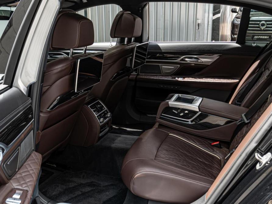 BMW 7 серии VI (G11/G12) Рестайлинг Краснодар  - изображение 13