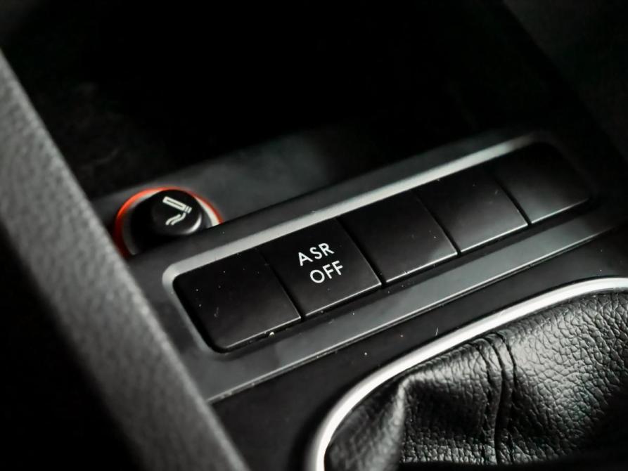 Volkswagen Jetta VI Екатеринбург  - изображение 14