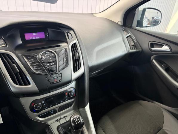 Ford Focus III с пробегом 2012 года, цена 947 000 рублей, 147652 км, хэтчбек, Автокод Объявления