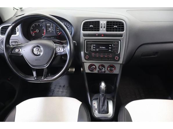Volkswagen Polo V Рестайлинг с пробегом 2016 года, цена 1 124 000 рублей, 89634 км, седан, Автокод Объявления