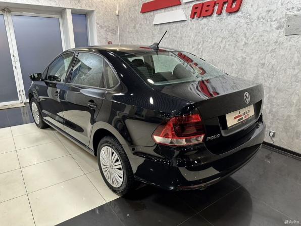 Volkswagen Polo V Рестайлинг с пробегом 2018 года, цена 1 325 000 рублей, 96269 км, седан, Автокод Объявления