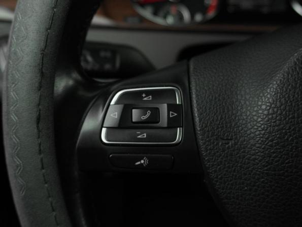 Volkswagen Passat B7 с пробегом 2012 года, цена 1 269 000 рублей, 157843 км, седан, Автокод Объявления