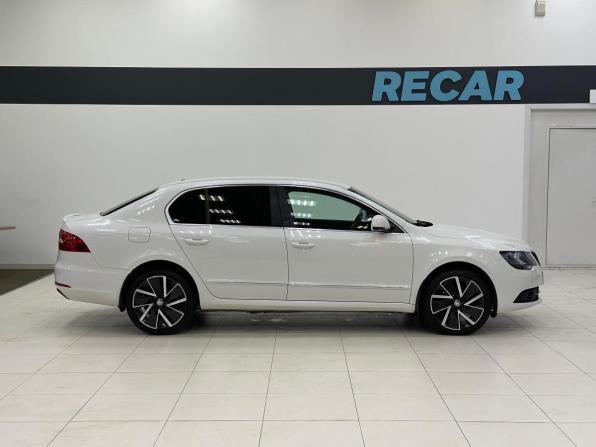 Skoda Superb II Рестайлинг с пробегом 2013 года, цена 1 340 000 рублей, 176470 км, лифтбек, Автокод Объявления