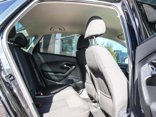 Volkswagen Polo V Рестайлинг с пробегом 2015 года, цена 827 000 рублей, 173530 км, седан, Автокод Объявления