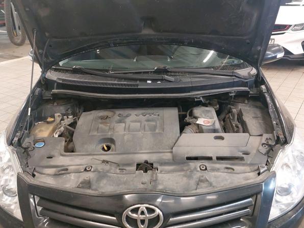 Toyota Auris I Рестайлинг с пробегом 2010 года, цена 660 000 рублей, 289933 км, хэтчбек, Автокод Объявления