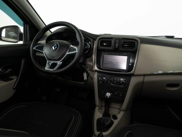 Renault Logan II Рестайлинг с пробегом 2018 года, цена 894 000 рублей, 127000 км, седан, Автокод Объявления