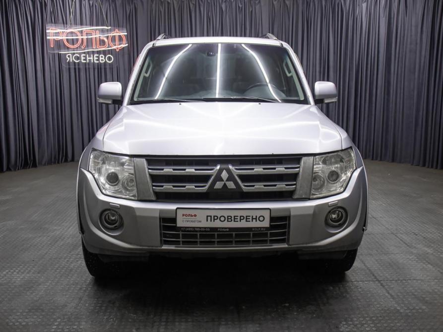 Mitsubishi Pajero IV Рестайлинг 1 Москва  - изображение 2