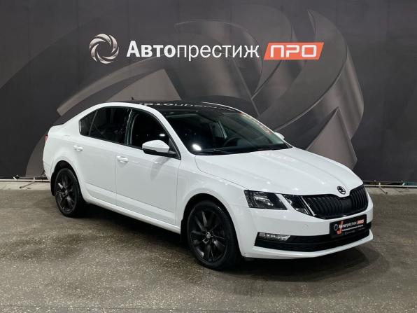 Skoda Octavia III (A7) Рестайлинг с пробегом 2017 года, цена 1 833 000 рублей, 90915 км, лифтбек, Автокод Объявления