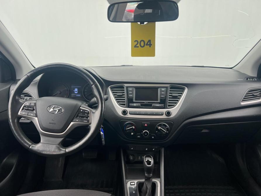 Hyundai Solaris II Санкт-Петербург  - изображение 16