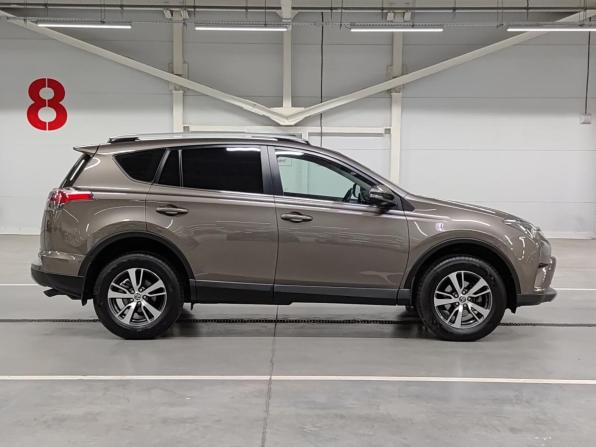 Toyota RAV4 IV (XA40) Рестайлинг с пробегом 2018 года, цена 2 849 000 рублей, 36849 км, внедорожник, Автокод Объявления
