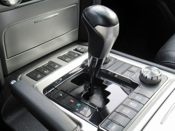 Toyota Land Cruiser 200 Series Рестайлинг 2 с пробегом 2020 года, цена 7 400 000 рублей, 109890 км, внедорожник, Автокод Объявления