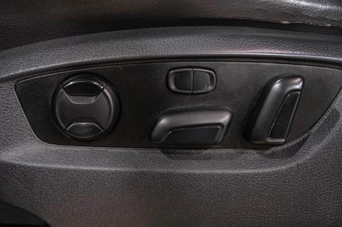 Volkswagen Touareg II с пробегом 2012 года, цена 2 379 000 рублей, 250000 км, внедорожник, Автокод Объявления