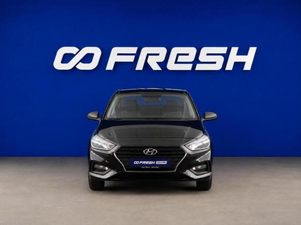 Hyundai Solaris II с пробегом 2019 года, цена 1 600 444 рубля, 17295 км, седан, Автокод Объявления