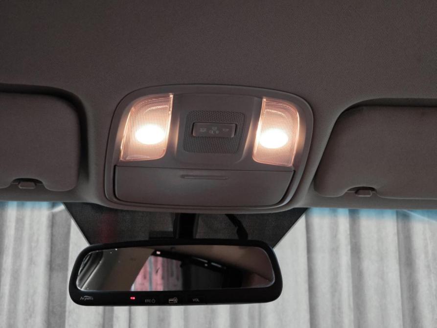Kia K5 II Красноярск  - изображение 22