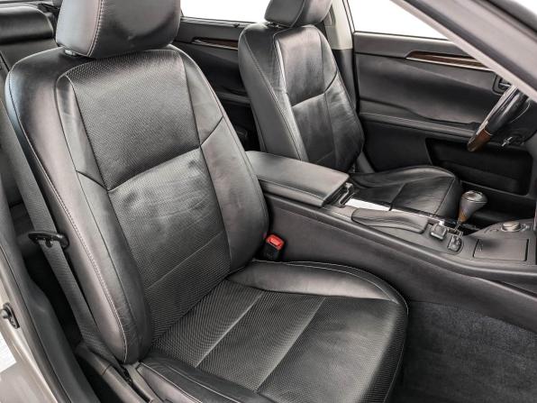 Lexus ES VI с пробегом 2015 года, цена 2 690 000 рублей, 100023 км, седан, Автокод Объявления