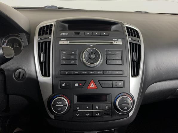 Kia Ceed I Рестайлинг с пробегом 2011 года, цена 615 000 рублей, 254807 км, хэтчбек, Автокод Объявления