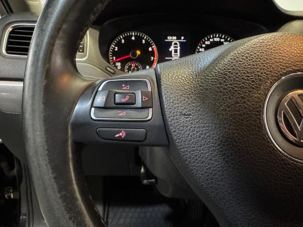 Volkswagen Jetta VI с пробегом 2012 года, цена 739 000 рублей, 180000 км, седан, Автокод Объявления