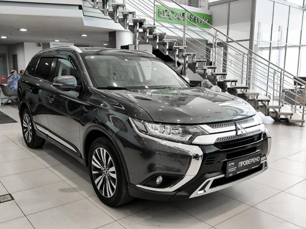 Mitsubishi Outlander III Рестайлинг 3 с пробегом 2021 года, цена 2 890 000 рублей, 47617 км, внедорожник, Автокод Объявления