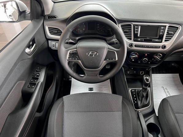 Hyundai Solaris II Рестайлинг с пробегом 2021 года, цена 1 525 000 рублей, 106480 км, седан, Автокод Объявления