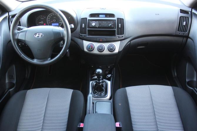 Hyundai Elantra IV (HD) с пробегом 2010 года, цена 647 000 рублей, 247221 км, седан, Автокод Объявления
