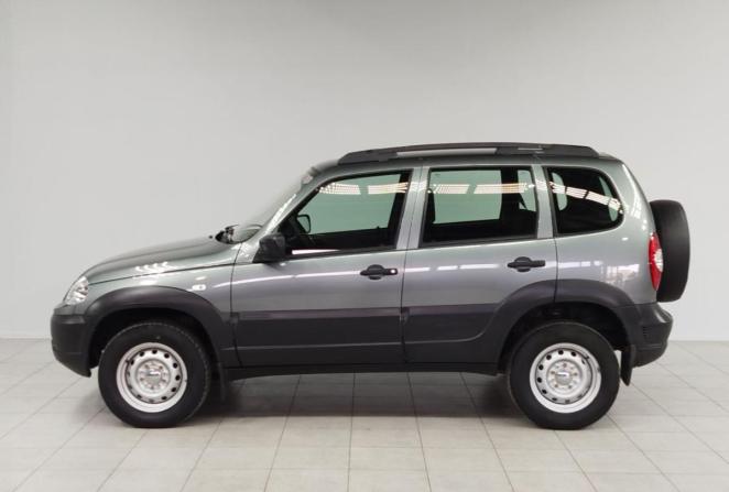 Chevrolet Niva I Рестайлинг с пробегом 2018 года, цена 752 000 рублей, 108274 км, внедорожник, Автокод Объявления