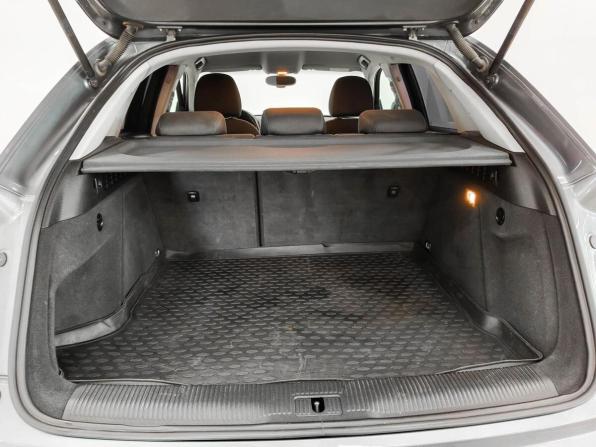 Audi Q3 I (8U) с пробегом 2014 года, цена 1 600 000 рублей, 165263 км, внедорожник, Автокод Объявления