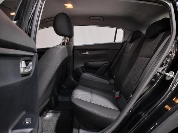 Kia Rio IV с пробегом 2019 года, цена 1 130 000 рублей, 131000 км, хэтчбек, Автокод Объявления
