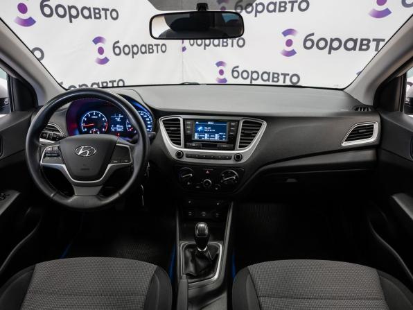 Hyundai Solaris II с пробегом 2019 года, цена 1 300 000 рублей, 135953 км, седан, Автокод Объявления