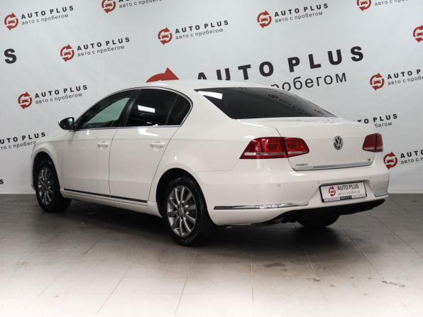 Volkswagen Passat B7 с пробегом 2012 года, цена 1 019 000 рублей, 187550 км, седан, Автокод Объявления