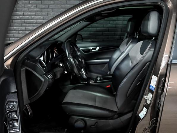 Mercedes-Benz C-Класс III (W204) Рестайлинг с пробегом 2013 года, цена 1 530 000 рублей, 243518 км, седан, Автокод Объявления