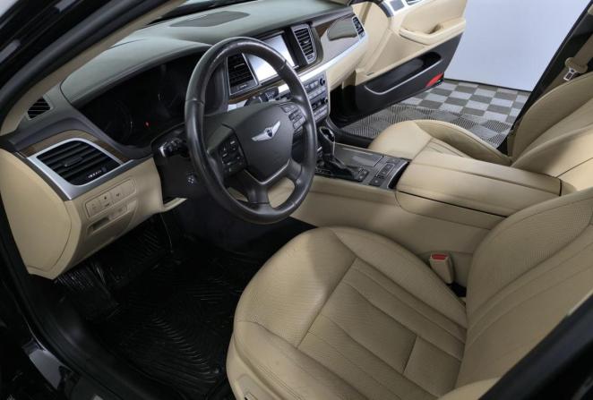 Hyundai Genesis II с пробегом 2015 года, цена 1 850 000 рублей, 163395 км, седан, Автокод Объявления
