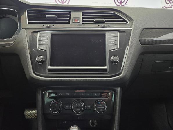 Volkswagen Tiguan II с пробегом 2017 года, цена 2 070 000 рублей, 217595 км, внедорожник, Автокод Объявления