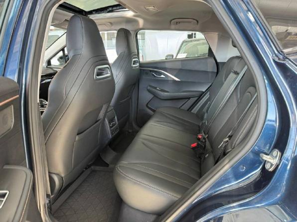 Omoda C5 I Рестайлинг с пробегом 2024 года, цена 2 100 000 рублей, 9655 км, внедорожник, Автокод Объявления