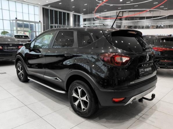 Renault Kaptur I с пробегом 2020 года, цена 1 450 000 рублей, 135758 км, внедорожник, Автокод Объявления