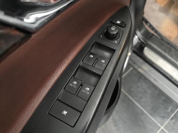Opel Antara I Рестайлинг с пробегом 2014 года, цена 822 000 рублей, 231351 км, внедорожник, Автокод Объявления