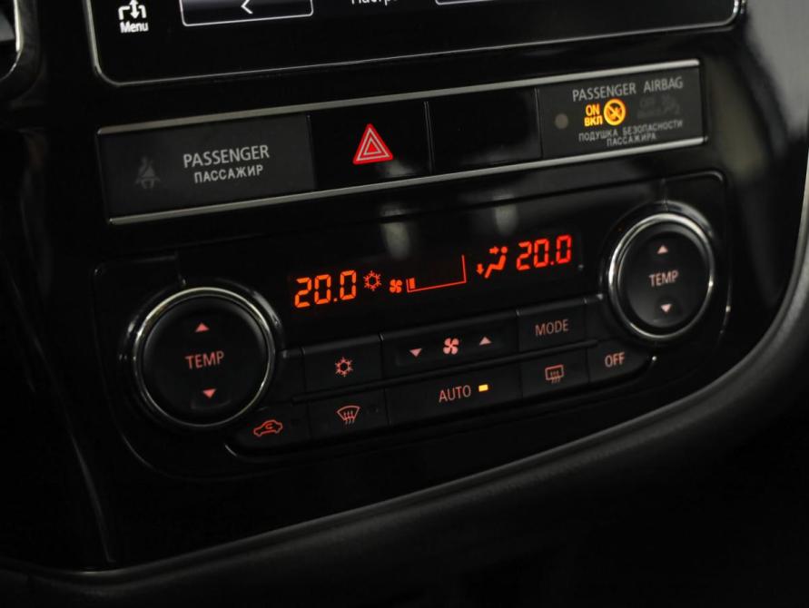 Mitsubishi Outlander III Рестайлинг 3 Санкт-Петербург  - изображение 17