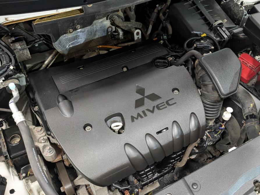 Mitsubishi Outlander III Рестайлинг 3 Санкт-Петербург  - изображение 9