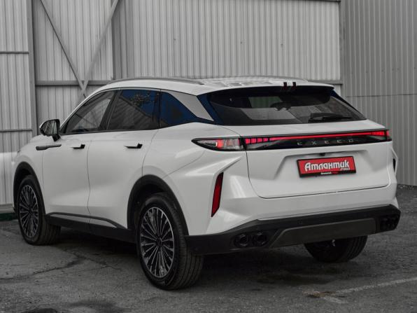 Exeed RX с пробегом 2023 года, цена 2 950 000 рублей, 30402 км, внедорожник, Автокод Объявления