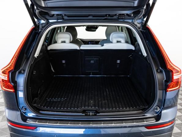 Volvo XC60 II с пробегом 2021 года, цена 3 399 000 рублей, 96792 км, внедорожник, Автокод Объявления