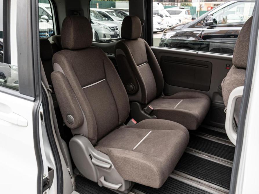 Honda Stepwgn V Краснодар  - изображение 9