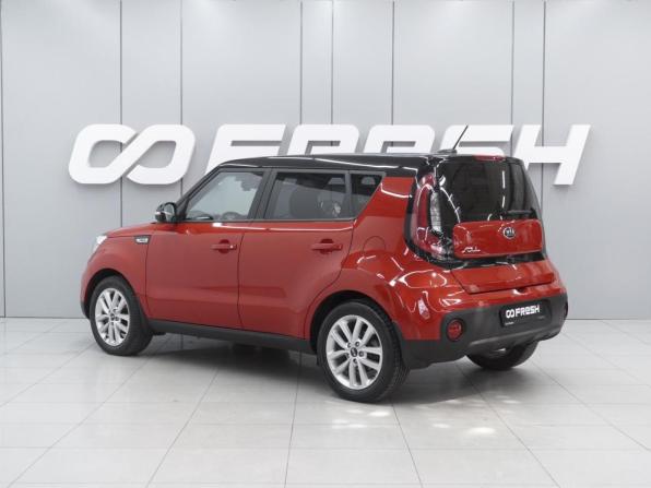 Kia Soul II Рестайлинг с пробегом 2018 года, цена 1 899 000 рублей, 89892 км, хэтчбек, Автокод Объявления