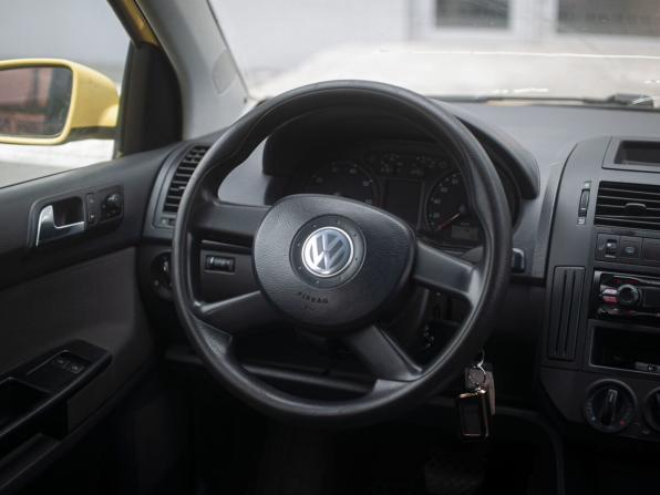 Volkswagen Polo IV Рестайлинг с пробегом 2005 года, цена 400 000 рублей, 224871 км, хэтчбек, Автокод Объявления