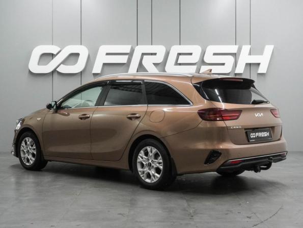 Kia Ceed III Рестайлинг с пробегом 2022 года, цена 1 889 000 рублей, 163325 км, универсал, Автокод Объявления