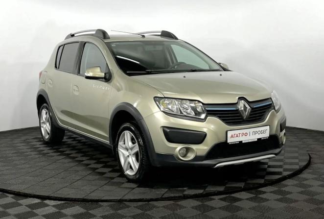 Renault Sandero II с пробегом 2018 года, цена 925 000 рублей, 165716 км, хэтчбек, Автокод Объявления
